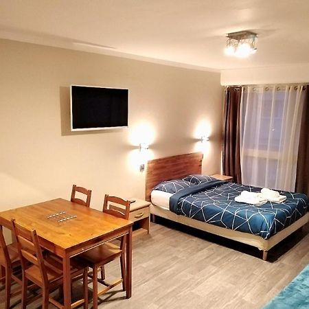 Appartements Boulevard Des Pyrenees Pau Exterior photo