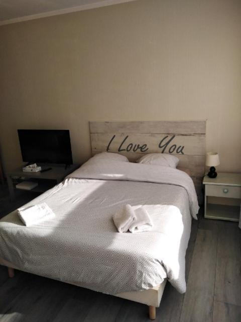 Appartements Boulevard Des Pyrenees Pau Exterior photo